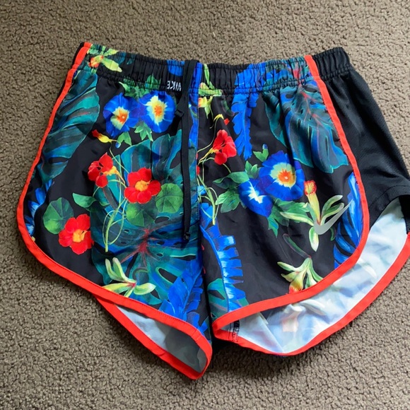 Nike | Shorts | Nike Drifit Shorts 